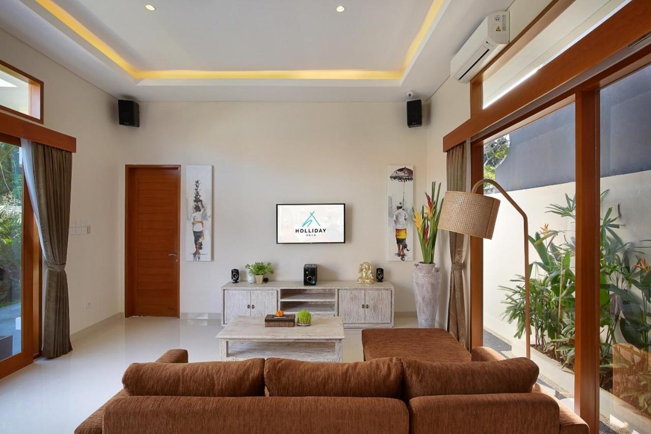 Holl Villa By Wildflower Group Легиан Екстериор снимка